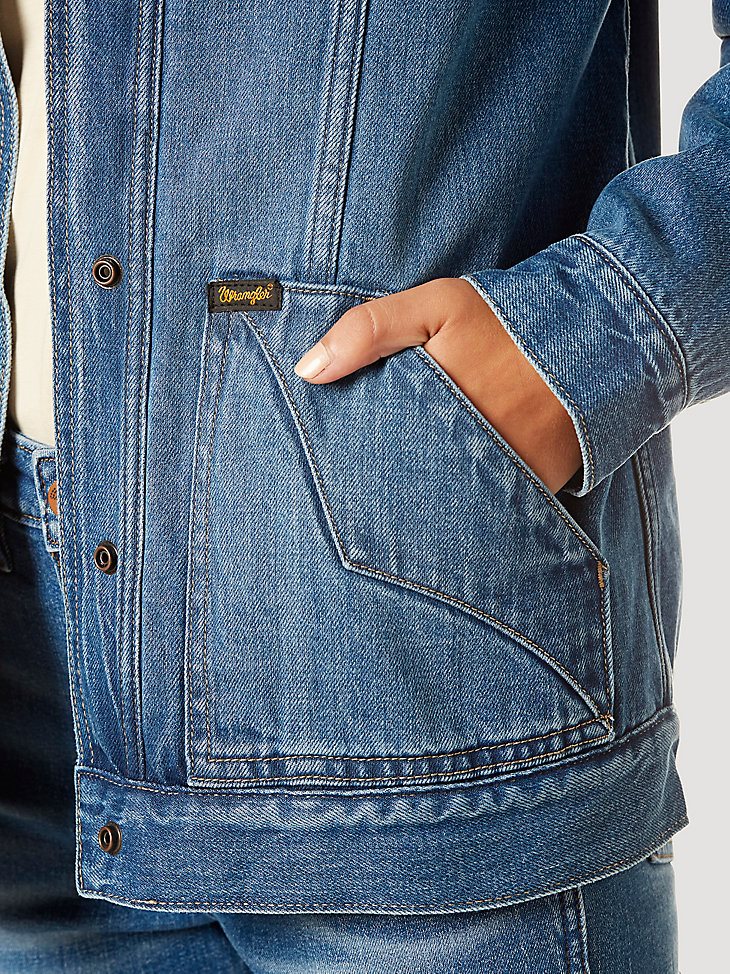 Women's Wrangler Sherpa Lined Denim Barn Jacket in Denim