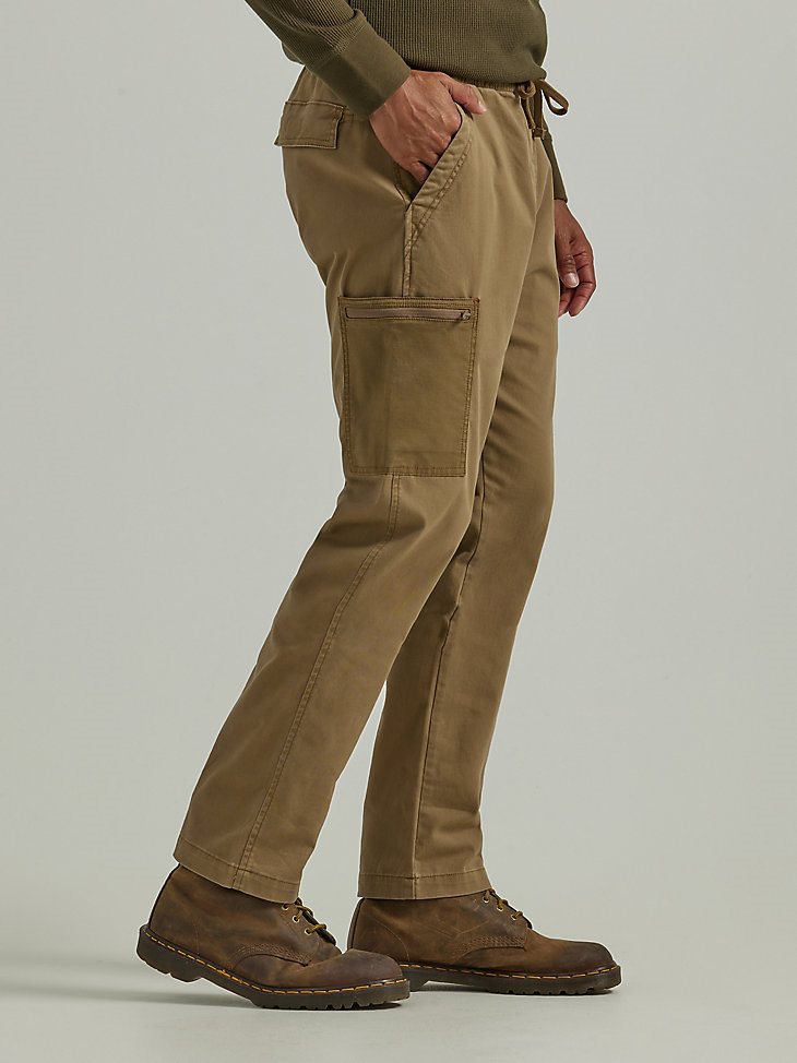 Men's Tapered Damien Cargo Pant in Kangaroo