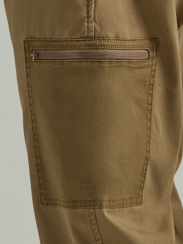 Men's Tapered Damien Cargo Pant in Kangaroo