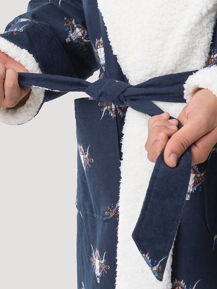 Flannel Steer Head Sherpa Lined Robe in Dark Sapphire