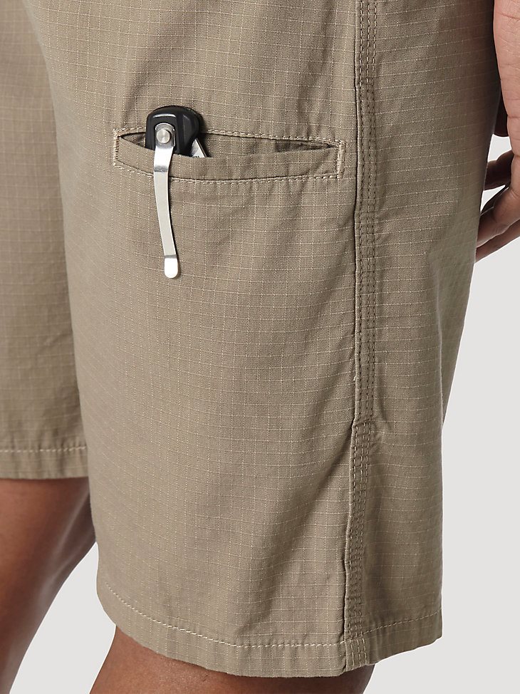 Wrangler RIGGS Workwear Technician Short in Dark Khaki