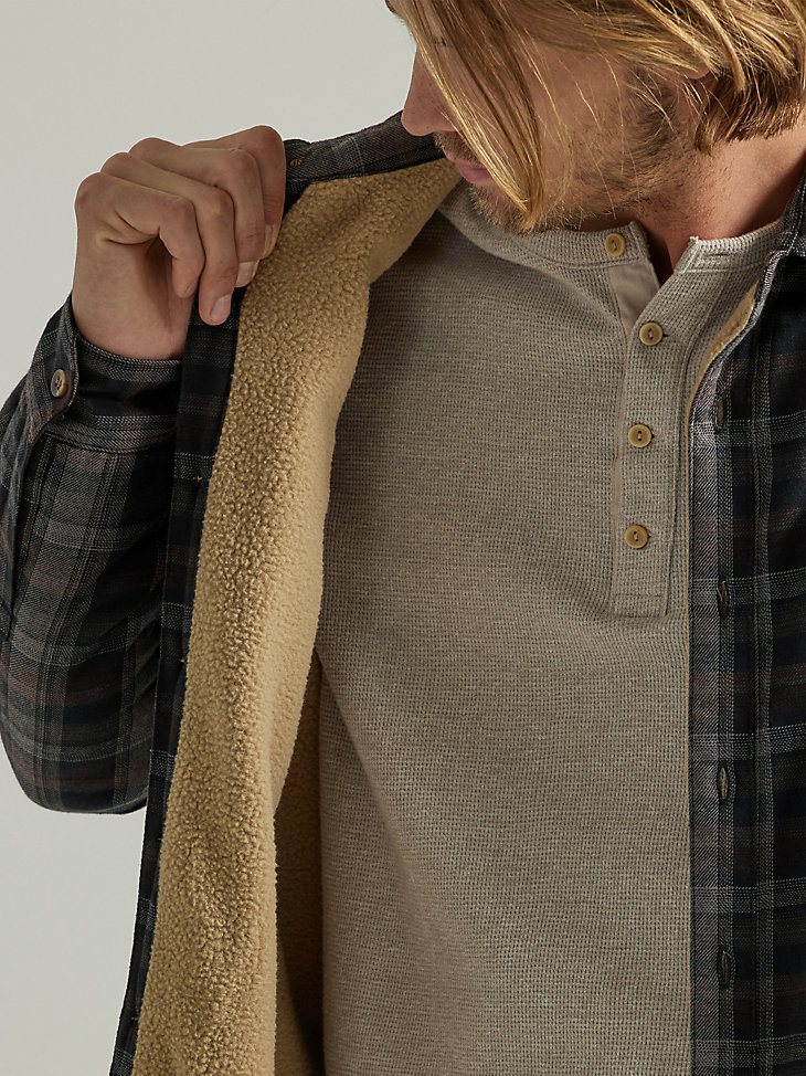 Men's Heavyweight Sherpa Lined Plaid Shirt Jacket in Raven Black