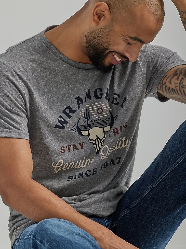 Men's True Skull Graphic T-Shirt in Graphite