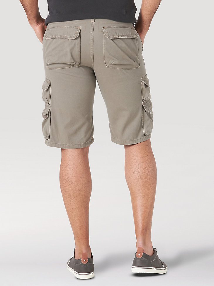 Men's Wrangler Authentics Cargo Short in Bullfrog