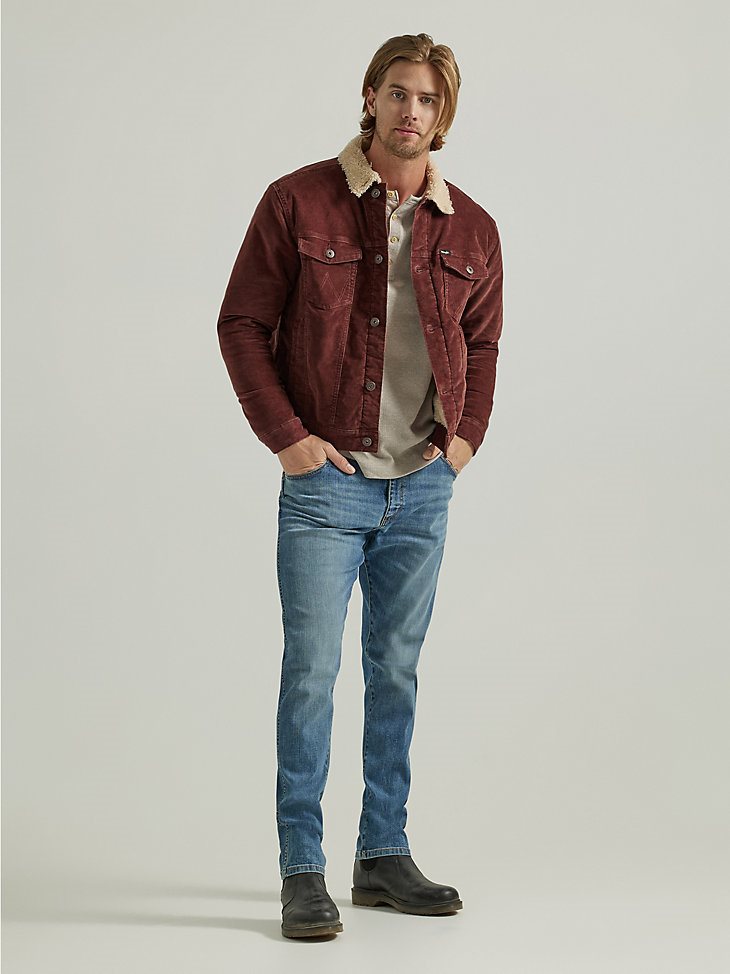 Men's Wrangler Sherpa Lined Corduroy Trucker Jacket in Bitter Chocolate