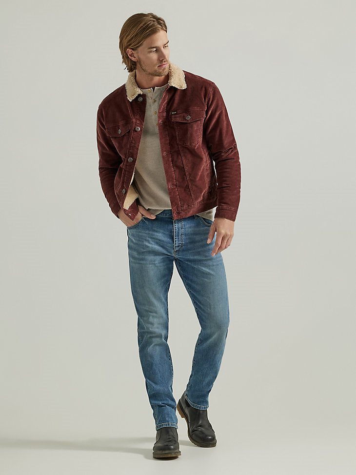 Men's Wrangler Sherpa Lined Corduroy Trucker Jacket in Bitter Chocolate