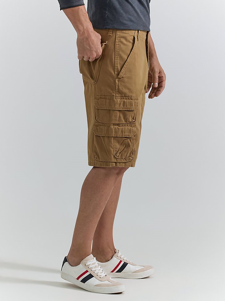 Men's Wrangler Authentics Cargo Short in Acorn