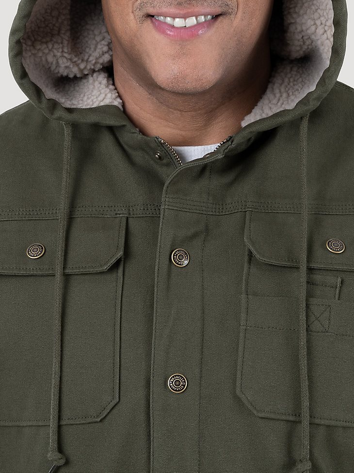 Wrangler Workwear Sherpa Lined Shirt Jacket in Olive