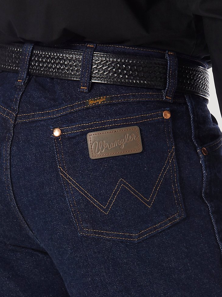Wrangler Cowboy Cut Bootcut Stretch Regular Fit Jean in Navy