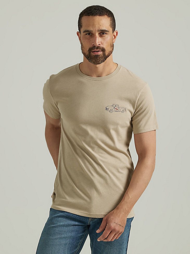 Men's Born Free Graphic T-Shirt in Trench Coat