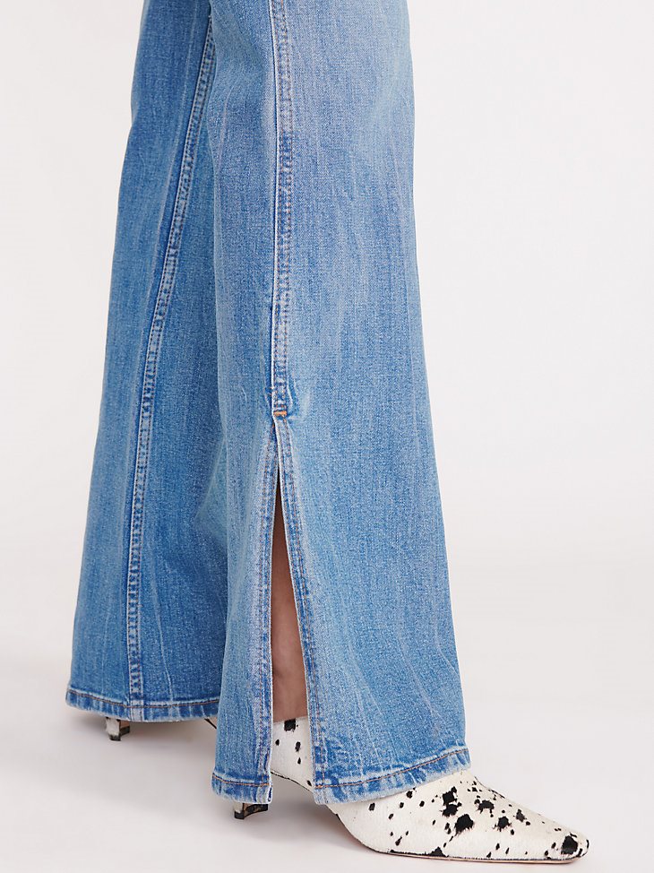Wrangler + STAUD The Bikini Jean in Mid Blue