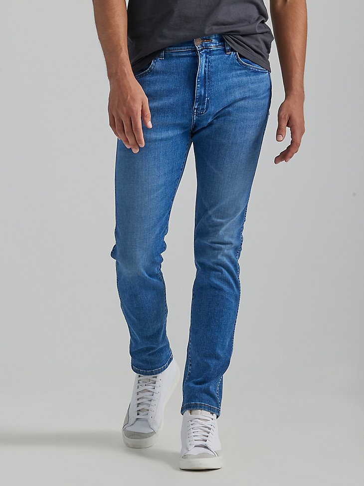 Men's Wrangler Larston Free To Stretch Jean in Rough Rider