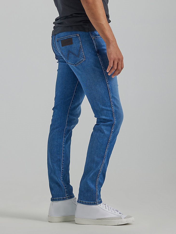 Men's Wrangler Larston Free To Stretch Jean in Rough Rider