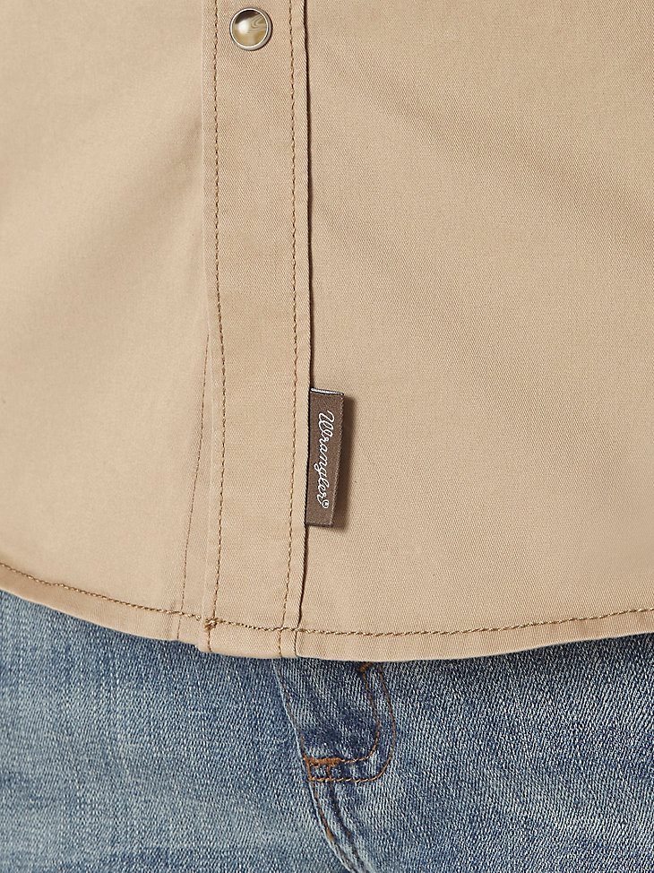 Men's Wrangler Contrast Trim Western Two Snap Flap Pocket Shirt in Tan