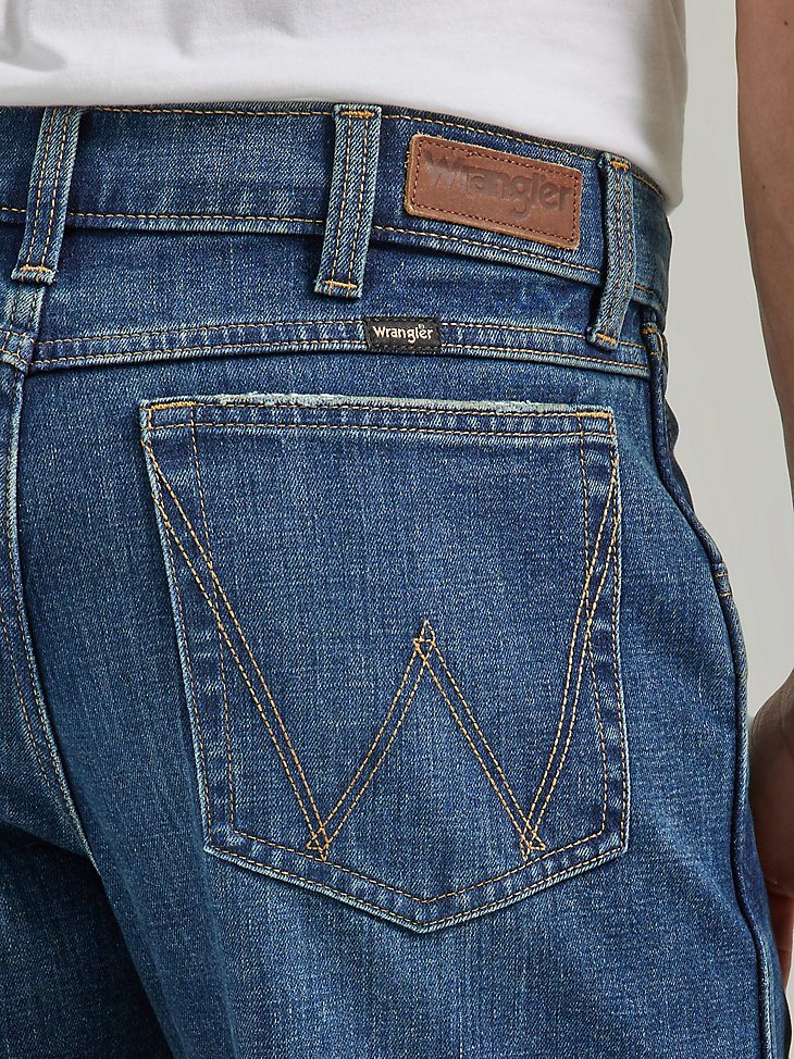 Men's Frayed Hem Denim Short in Dark Wash