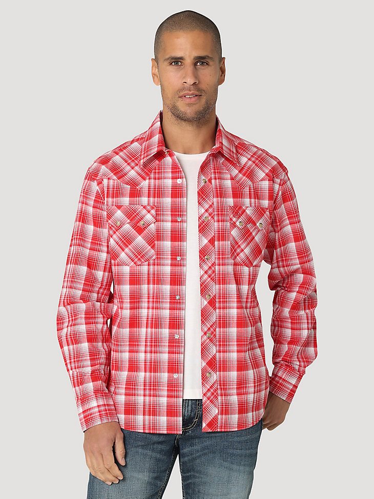 Men's Wrangler Retro Long Sleeve Sawtooth Snap Pocket Western Shirt in Bold Red