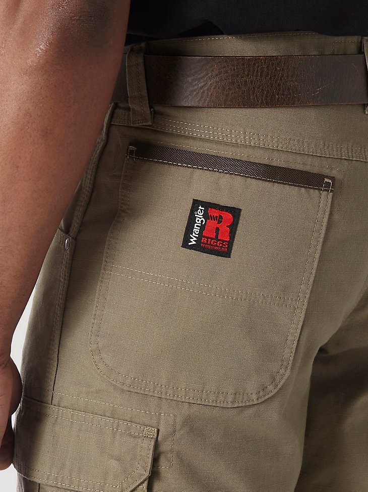 Wrangler RIGGS Workwear Ripstop Ranger Cargo Short in Bark