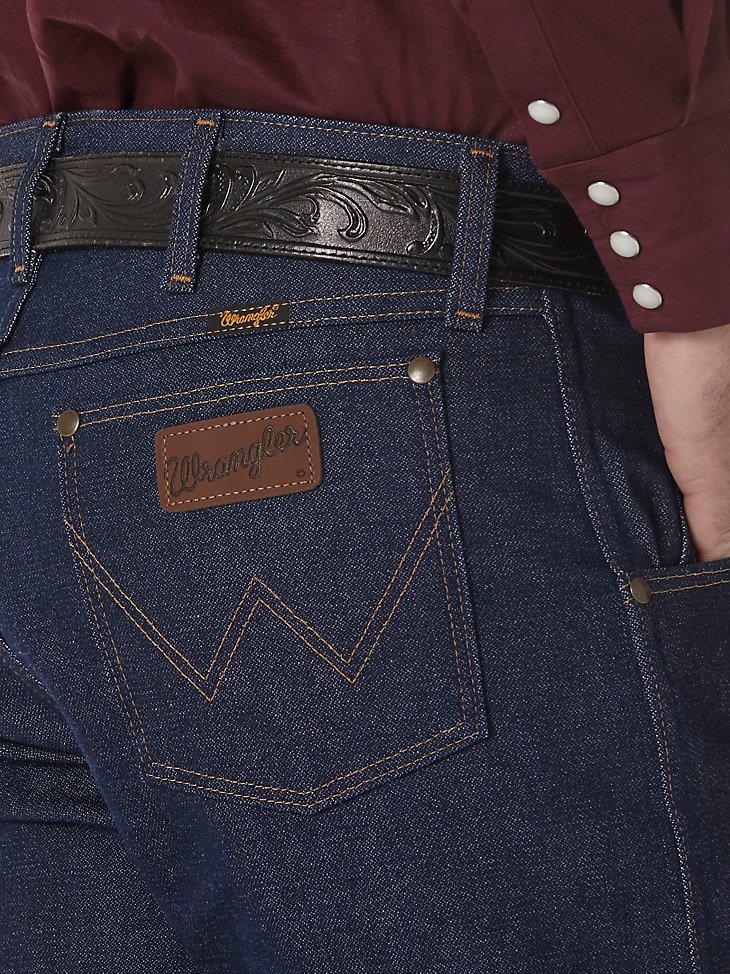 Rigid Premium Performance Cowboy Cut Regular Fit Jean in Rigid