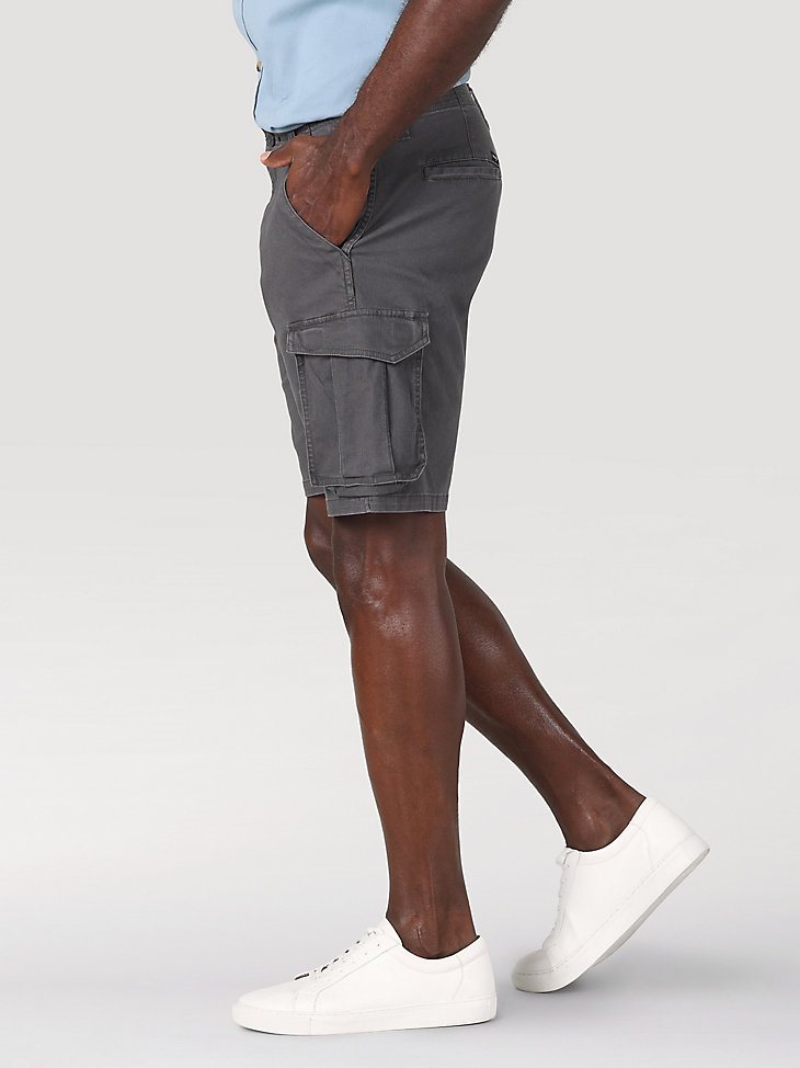 Men's Stretch Herringbone Cargo Short in Asphalt