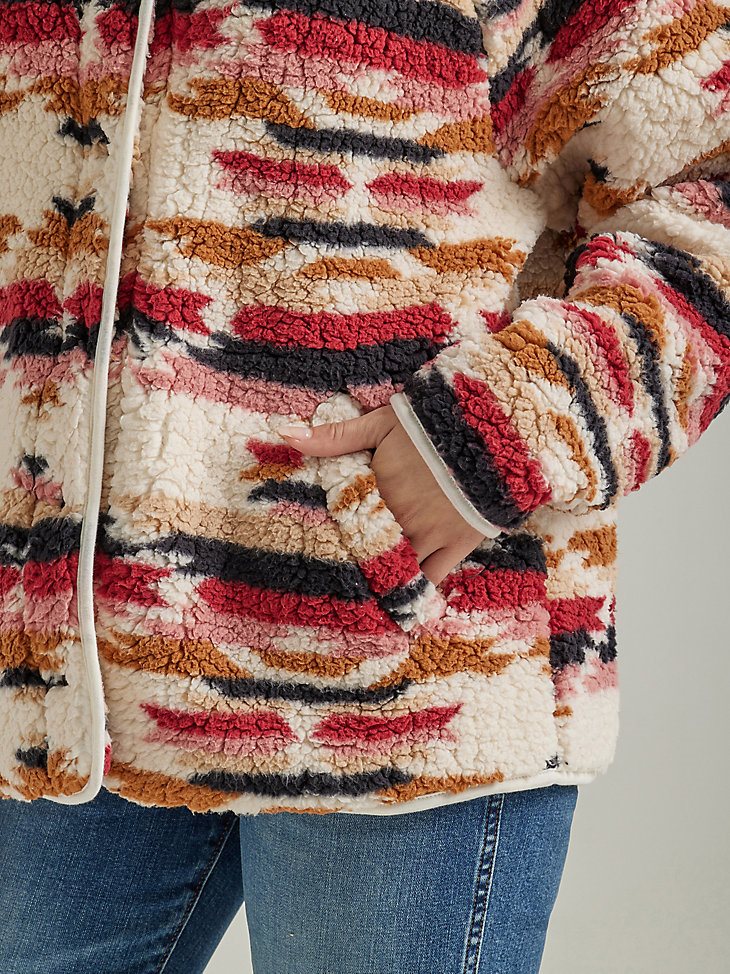Women's Wrangler Retro Printed Sherpa Snap Jacket in Antique White