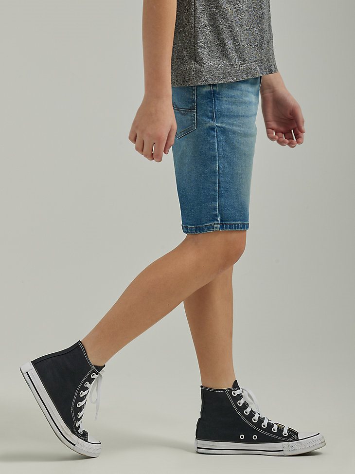 Boy's Wrangler Indigood Slim Fit Short (Husky) in Meadow