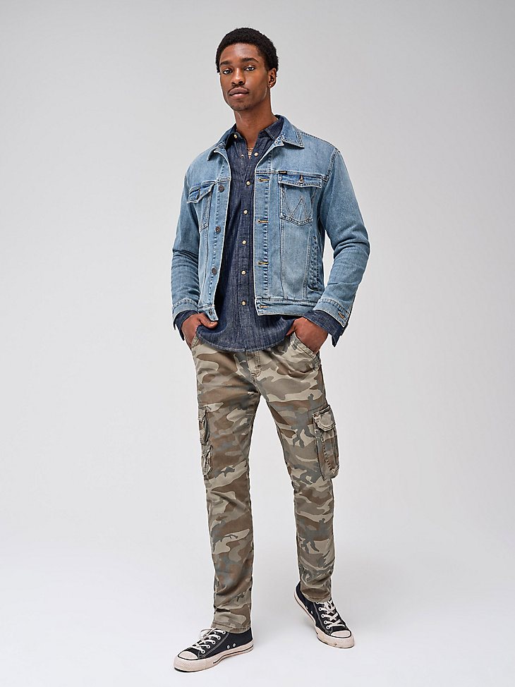 Men's Wrangler Flex Tapered Cargo Pant in Brown Jungle Camo