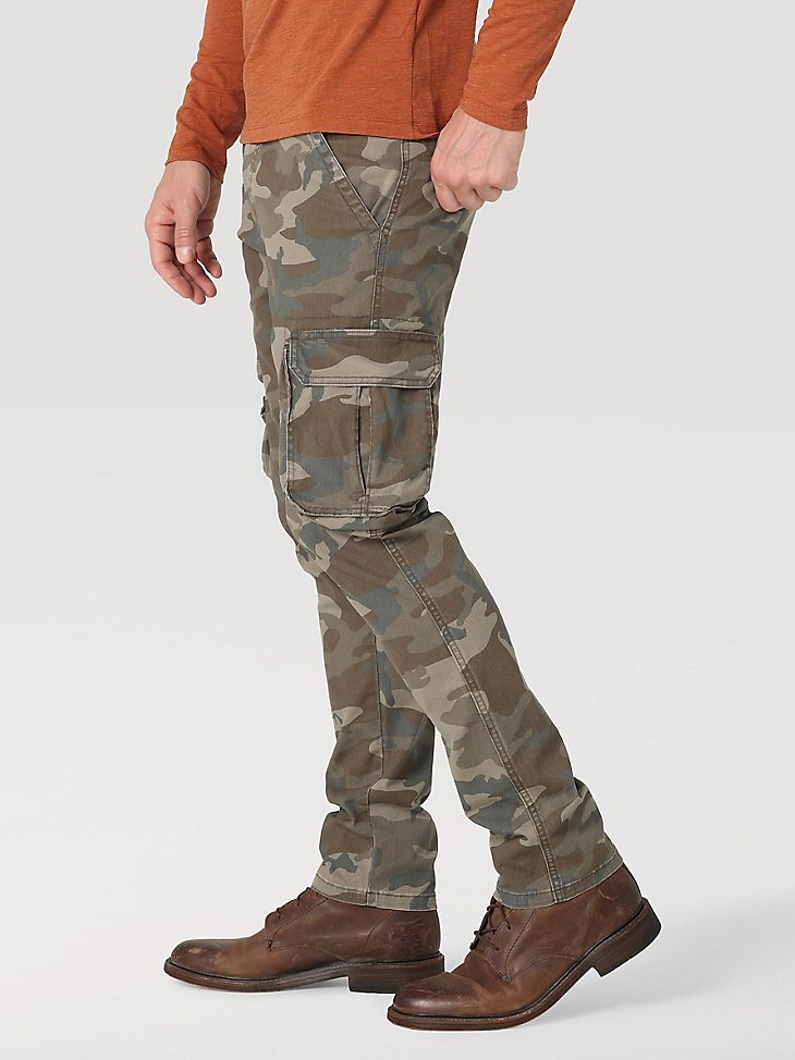 Men's Wrangler Flex Tapered Cargo Pant in Brown Jungle Camo