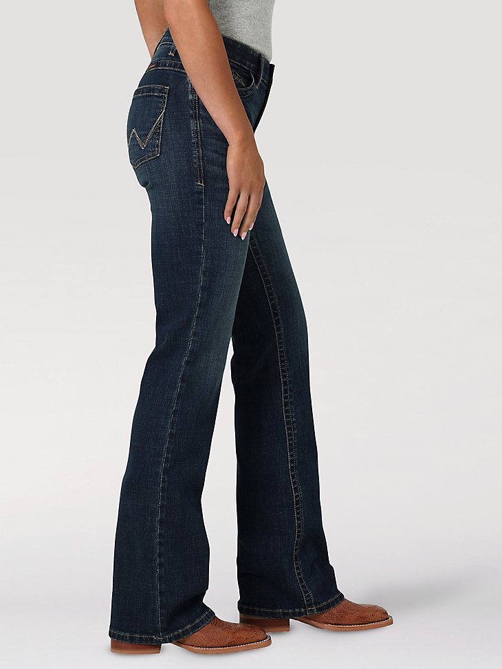 Women's Wrangler Jade Mid-Rise Relaxed Bootcut Ultimate Riding Jean in Riley