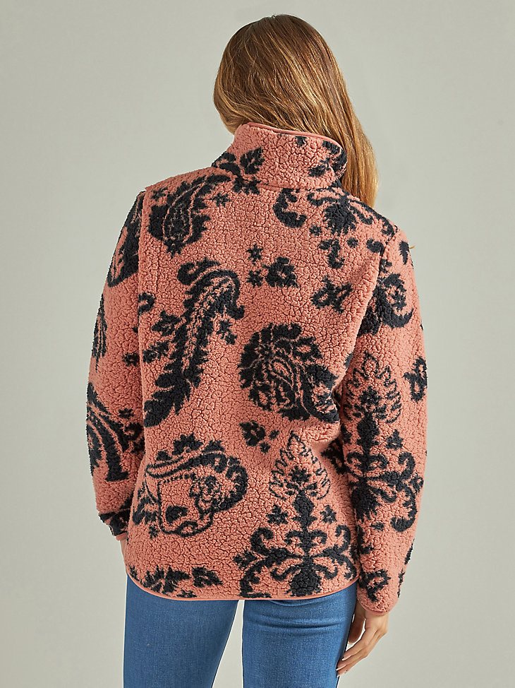 Women's Wrangler Retro Cowboy Hat Sherpa Pullover in Ash Rose