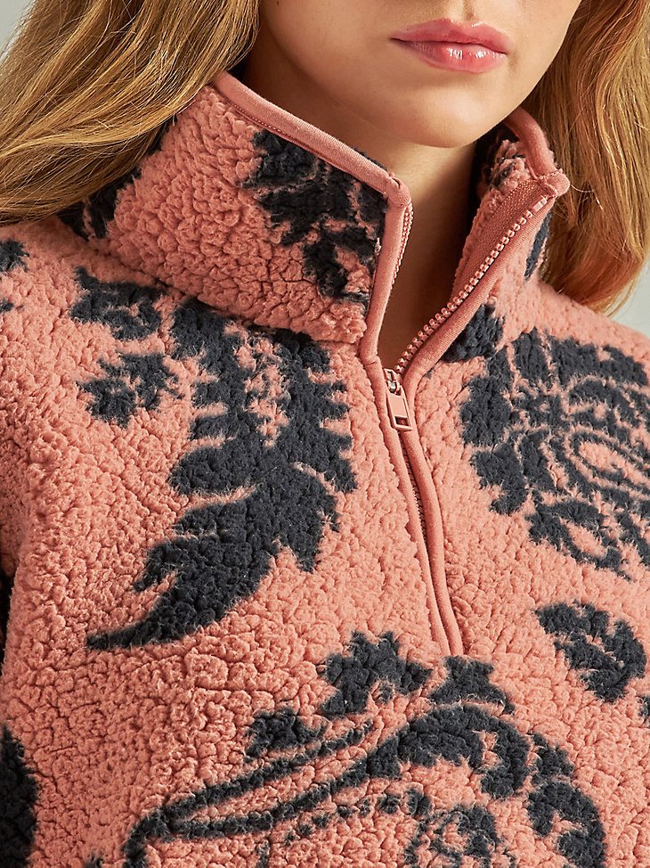 Women's Wrangler Retro Cowboy Hat Sherpa Pullover in Ash Rose