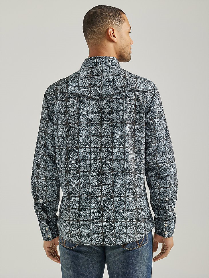 Men's Rock 47 by Wrangler Vintage Embroidered Yoke Print Western Snap Shirt in Chalked Black