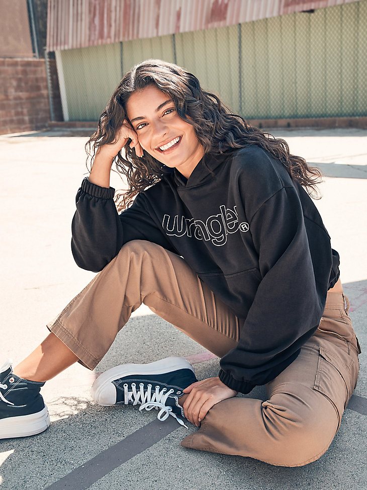 Women's Draw Hem Relaxed Sweatshirt in Black