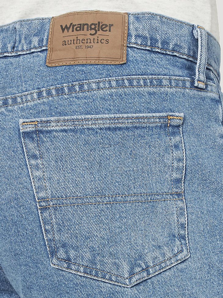 Men's Wrangler Authentics Relaxed Fit Flex Jean in Light Stone