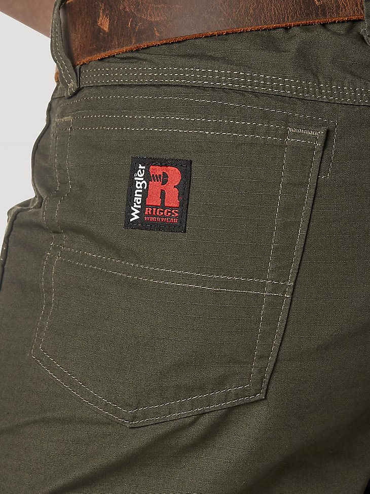 Wrangler RIGGS Workwear Technician Short in Loden