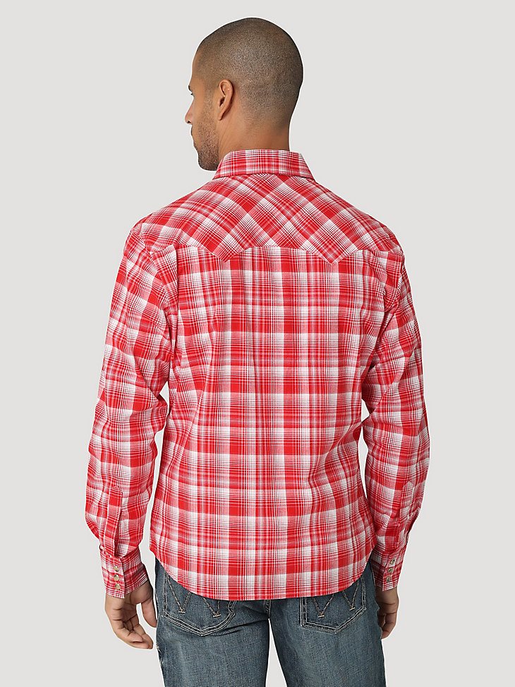 Men's Wrangler Retro Long Sleeve Sawtooth Snap Pocket Western Shirt in Bold Red
