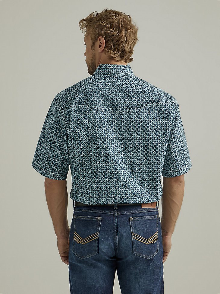 Men's Wrangler 20X Competition Advanced Comfort Short Sleeve Western Snap Print Shirt in Navy Twilight