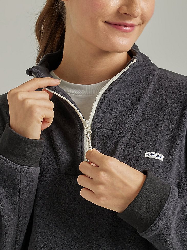 ATG By Wrangler Women's Horizon Pullover in Black