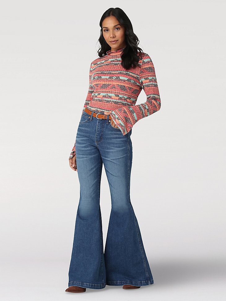 Women's Wrangler Geo Flute Sleeve Knit Blouse in Cinnabar