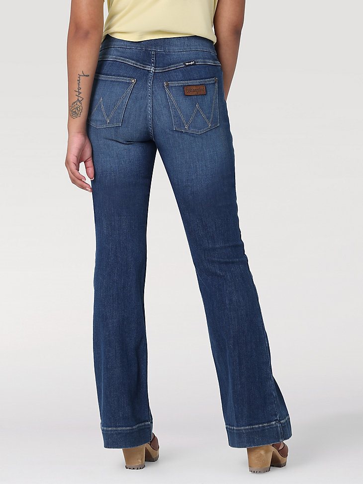 Women's Wrangler Retro Pull On High Rise Trouser Jean in Stacie