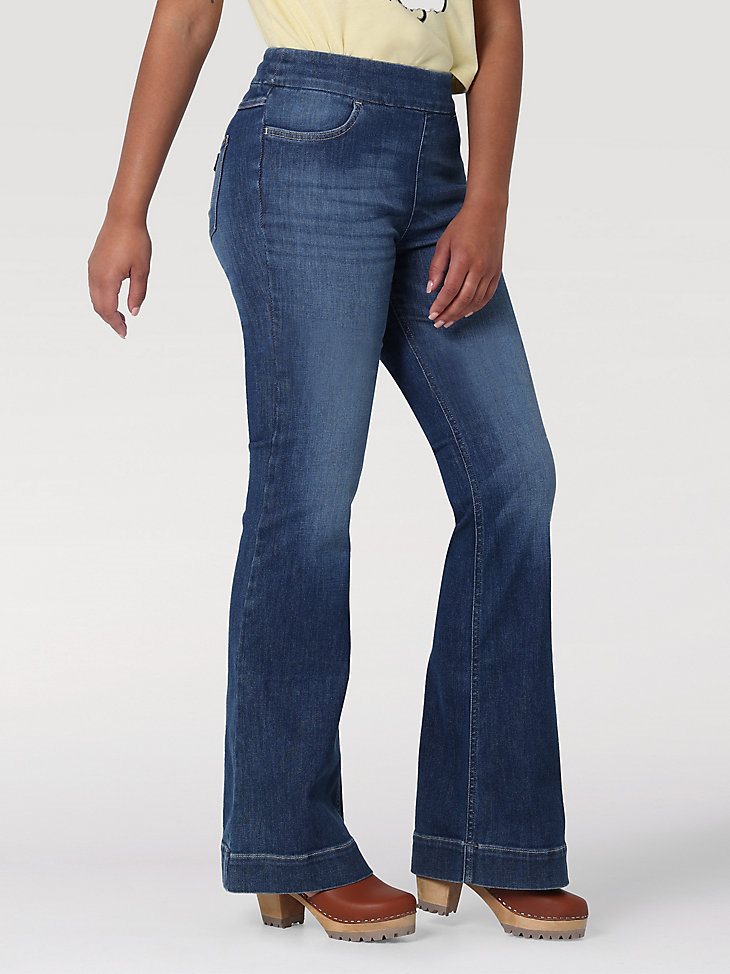Women's Wrangler Retro Pull On High Rise Trouser Jean in Stacie