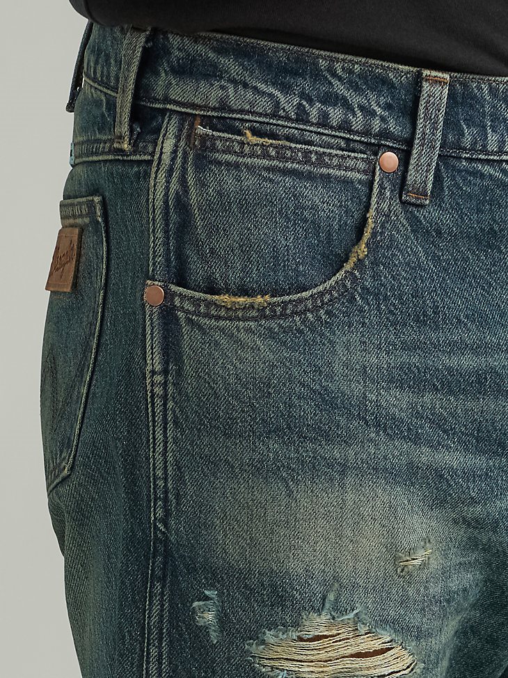 Men's Destructed Loose Fit Jean in Idioteque