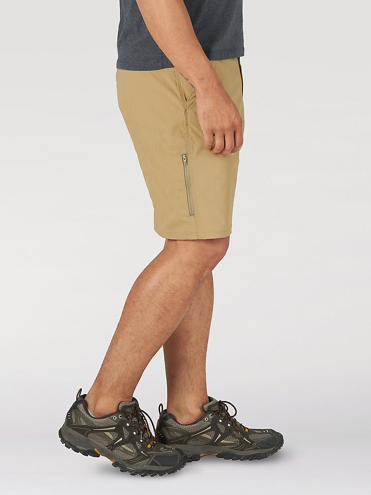Men's Outdoor Performance Utility Short in Elmwood