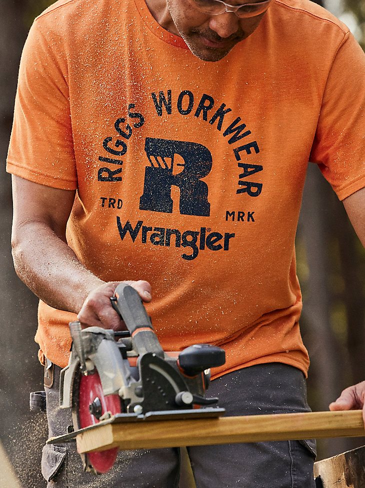 Wrangler RIGGS Workwear Relaxed Front Graphic T-Shirt in Harvest Pumpkin