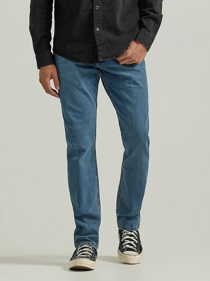 Men's Relaxed Bootcut Jean in Medium Wash