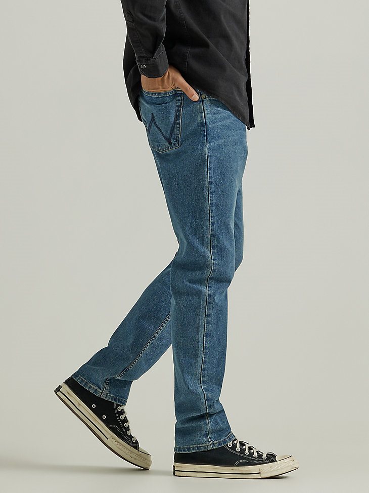 Men's Relaxed Bootcut Jean in Medium Wash