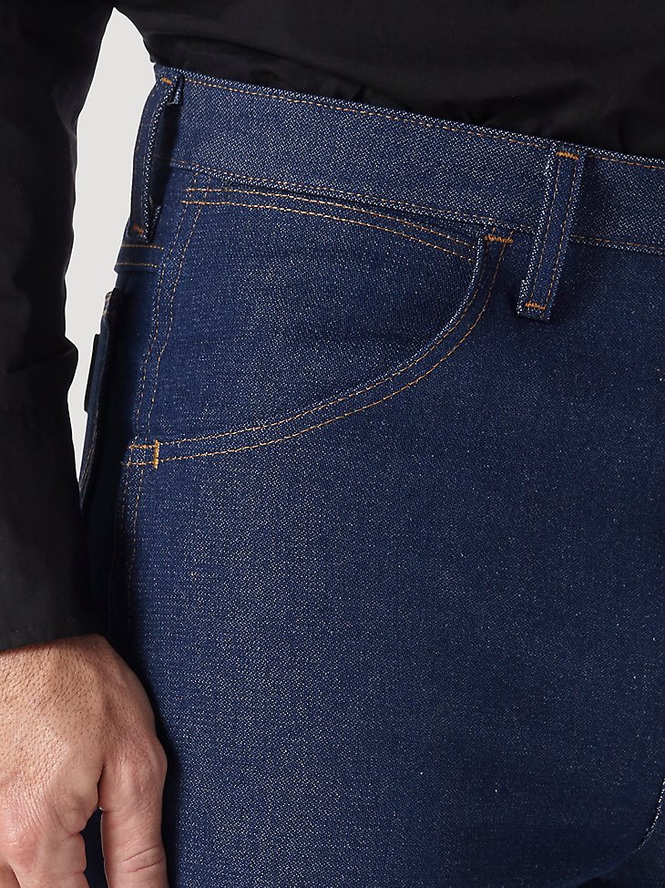 Wrangler Cowboy Cut Bootcut Jean Rigid - Slim Fit Jean in Navy