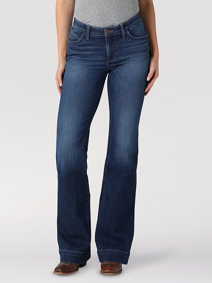 Women's Wrangler Ultimate Riding Jean Willow Mid-Rise Trouser in Claire