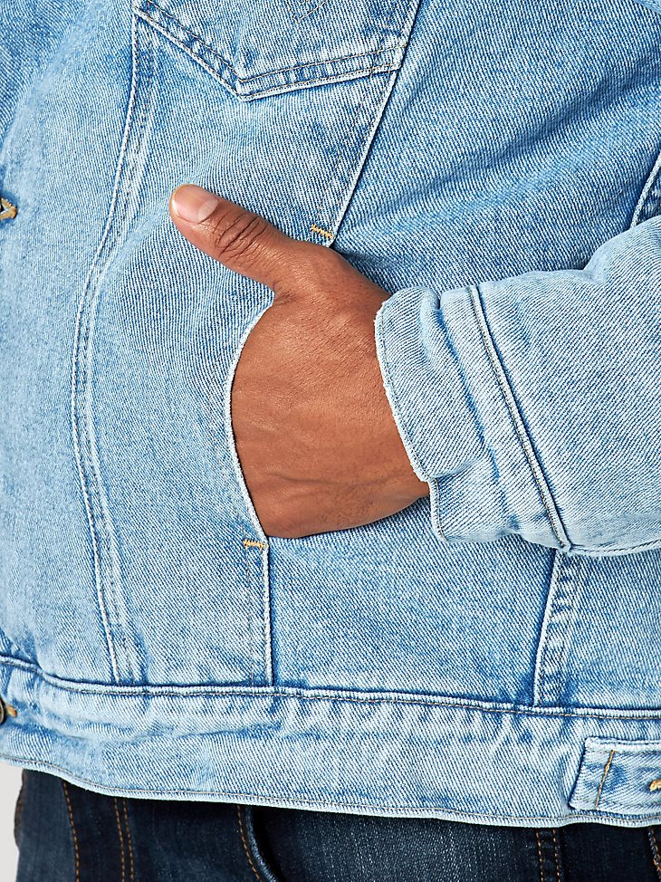 Wrangler Western Sherpa Lined Denim Jacket in AW Wash