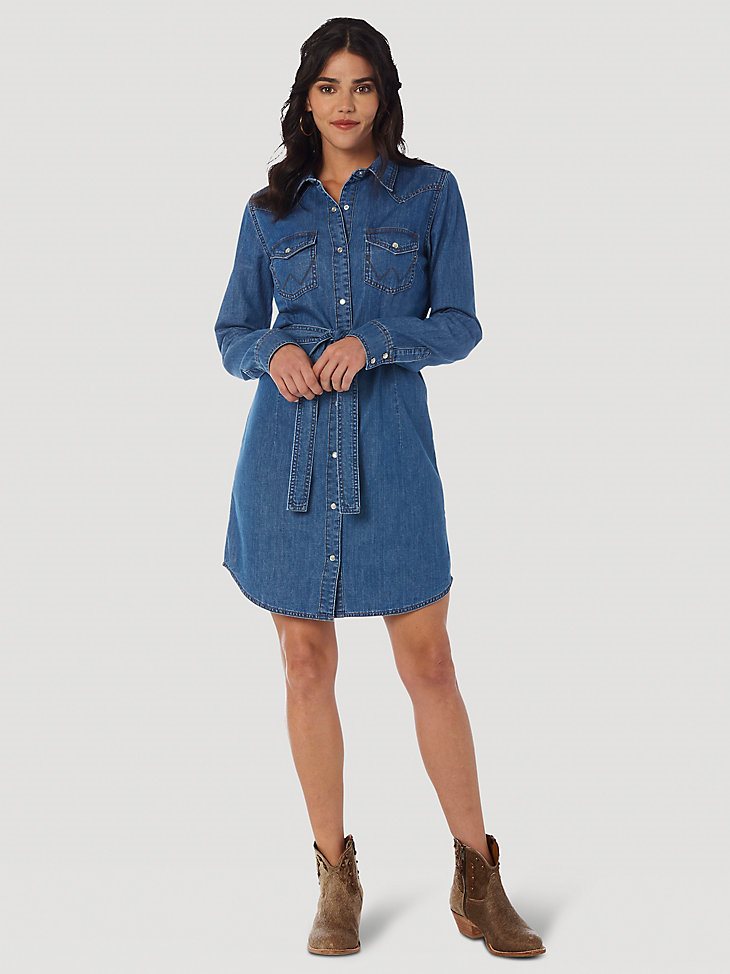 Women's Long Sleeve Western Snap Denim Dress in Mid Denim