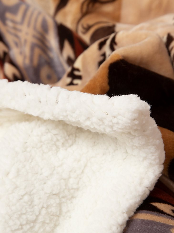 Wrangler Southwestern Buffalo Sherpa Fleece Throw Blanket in Brown